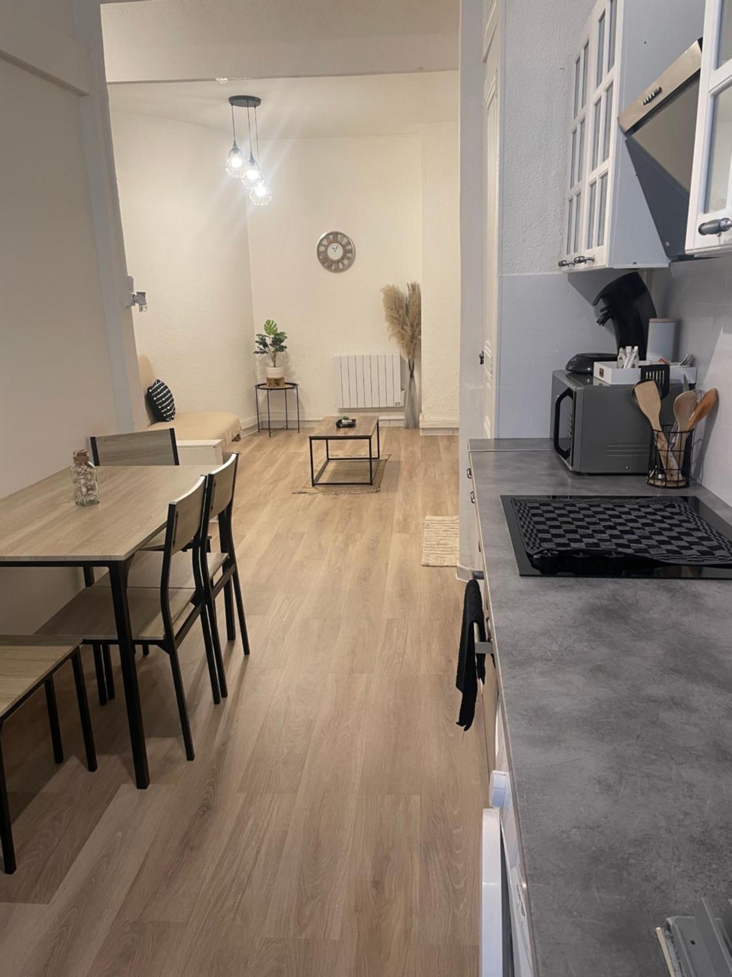 Appartement Authentique Coeur De Ville Sète Extérieur photo